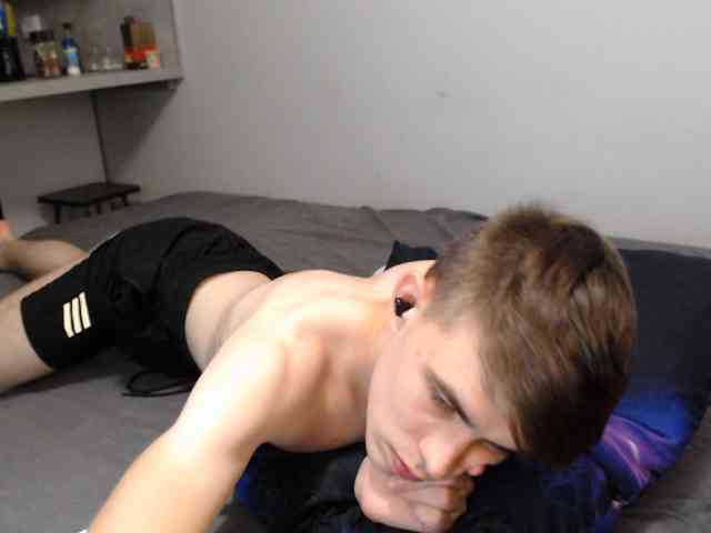Twink-Oliver Twink-Oliver
