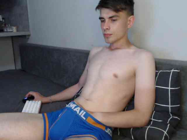 Twink-Oliver Sex Cam Show