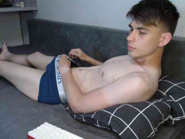 Twink-Oliver Twink-Oliver