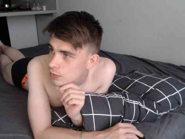 Twink-Oliver Sex Cam Show