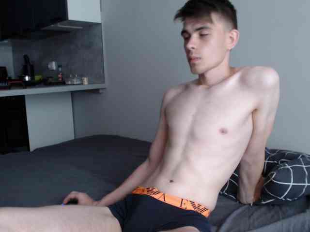 Twink-Oliver Sex Cam Show