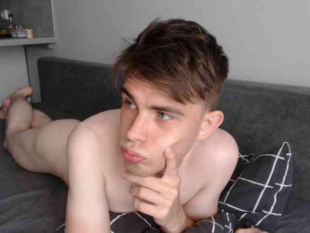 Twink-Oliver Sex Cam Show