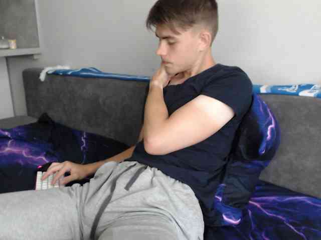 Twink-Oliver Twink-Oliver