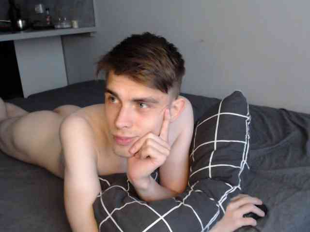 Twink-Oliver Sex Cam Show