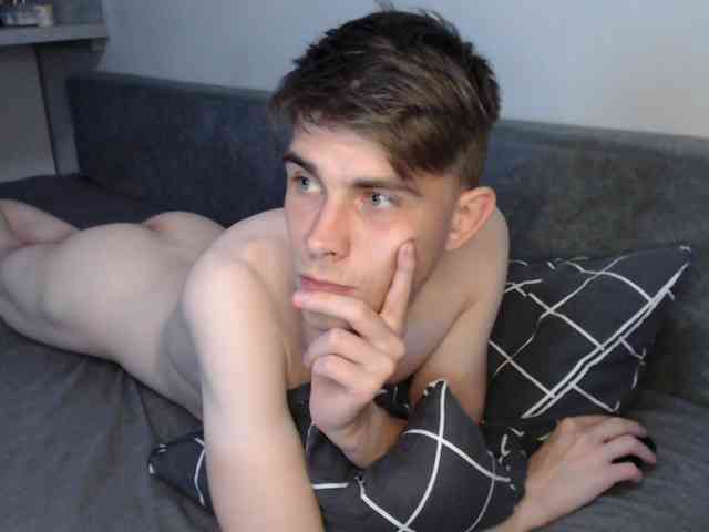 Twink-Oliver Sex Cam Show