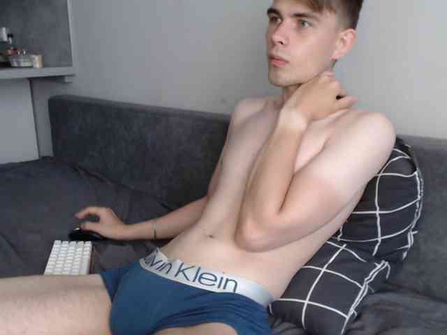 Twink-Oliver Sex Cam Show