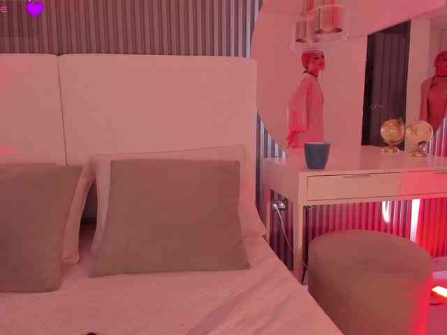 MinnaHeart webcam