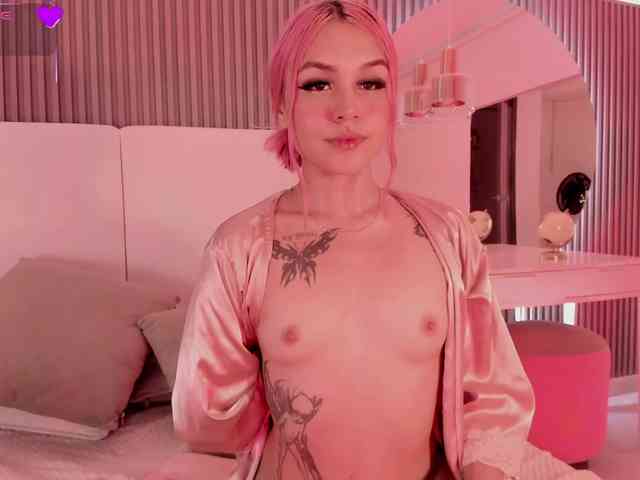 MinnaHeart webcam