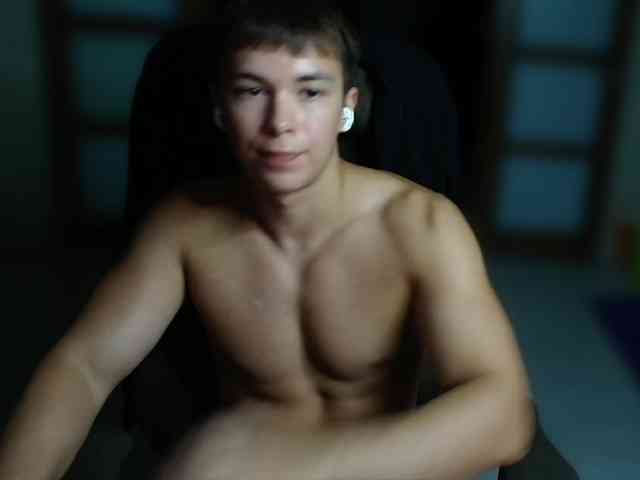 KoreanSamurai Live Webcam on BongaCams