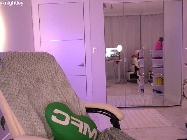 ohbabykelly live cam on BongaCams