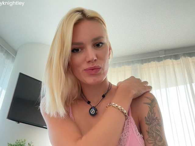 ohbabykelly live cam on BongaCams