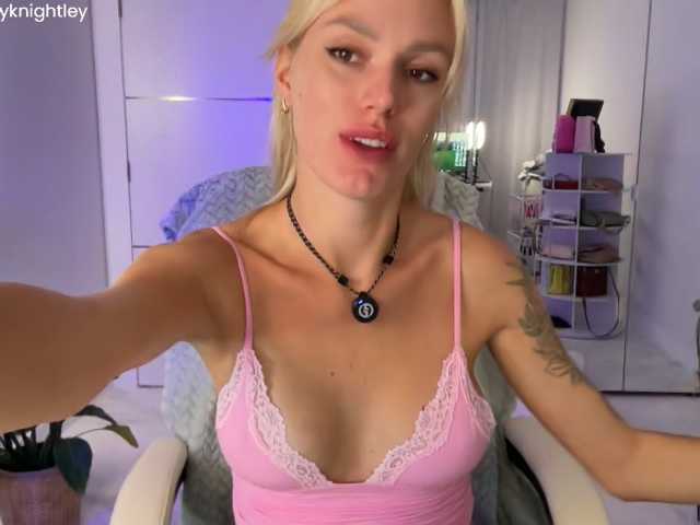 ohbabykelly, en vivo ahora en BongaCams