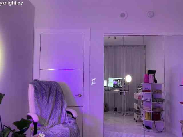 OhBabyKelly webcam