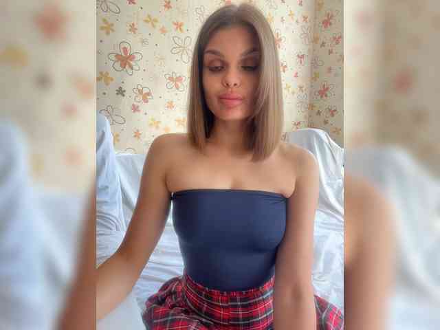 YeahMashka webcam