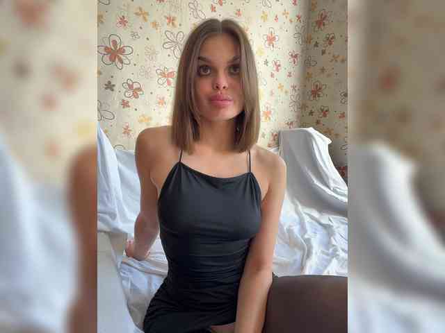 YeahMashka webcam