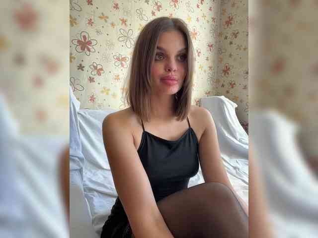 YeahMashka webcam