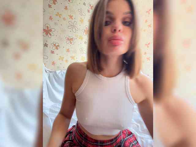 YeahMashka webcam