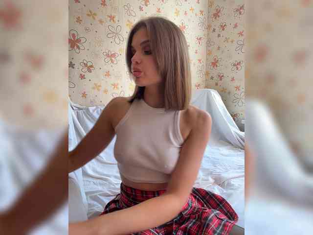 YeahMashka webcam