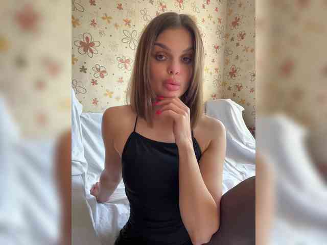YeahMashka webcam