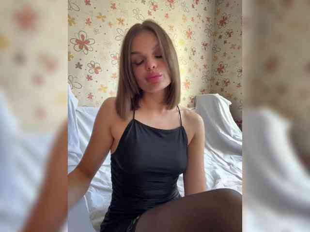 YeahMashka webcam