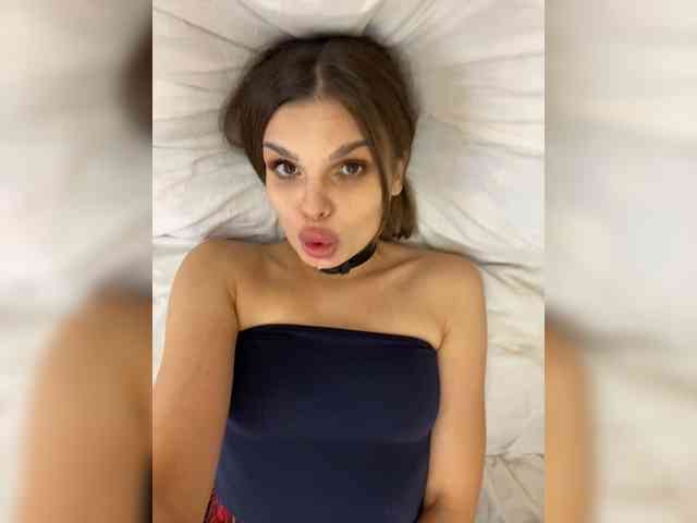 YeahMashka webcam