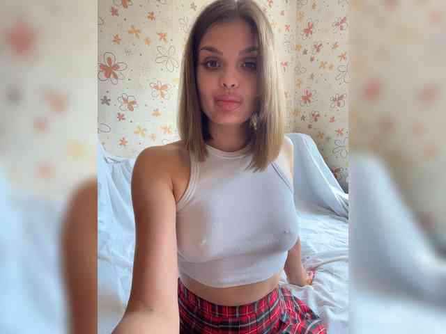 YeahMashka webcam