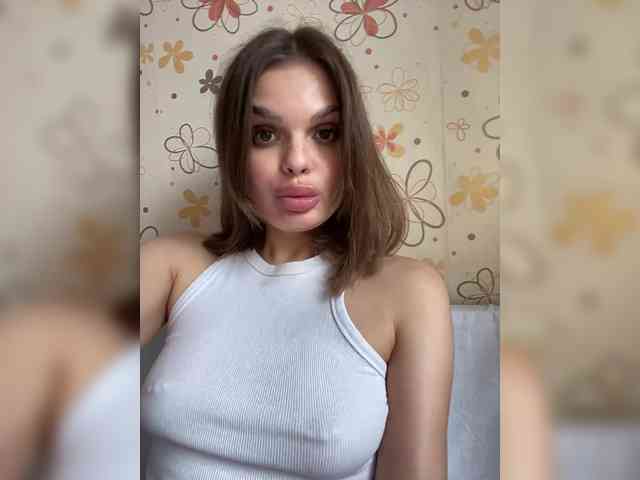 YeahMashka webcam