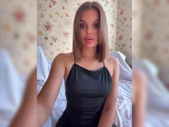 YeahMashka webcam
