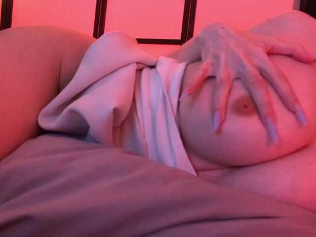 kivi- live cam on BongaCams