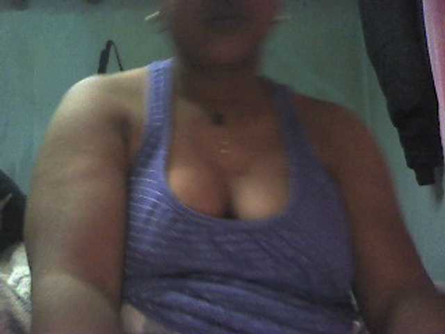 Meizou12 live cam on BongaCams