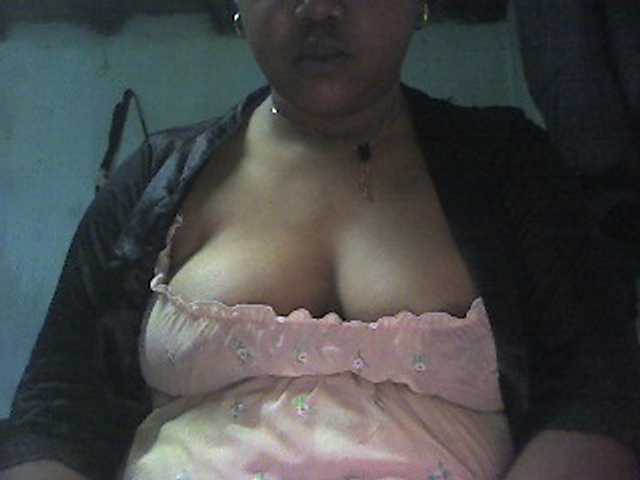 Meizou12 live cam on BongaCams