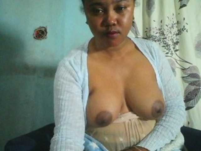 Meizou12 live cam on BongaCams