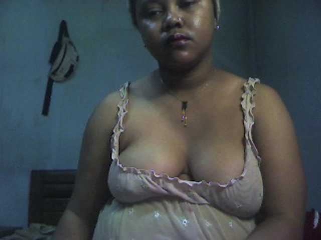 Meizou12, live now on BongaCams
