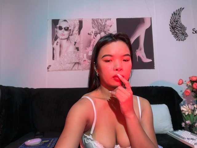 lakshmi2 live cam on BongaCams