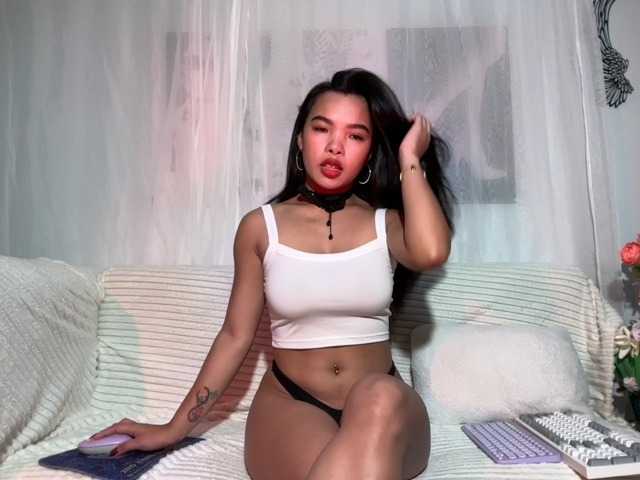 lakshmi2 live cam on BongaCams