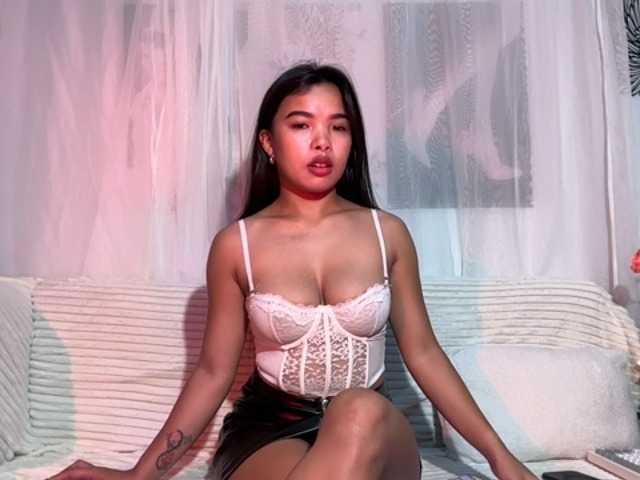 lakshmi2 live cam on BongaCams