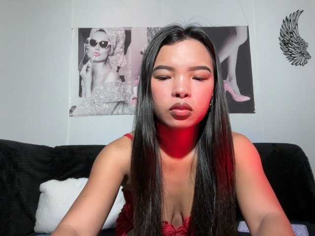 lakshmi2 live cam on BongaCams