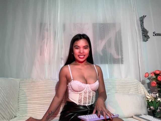 lakshmi2 live cam on BongaCams