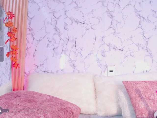 Julirodriguez live cam on BongaCams