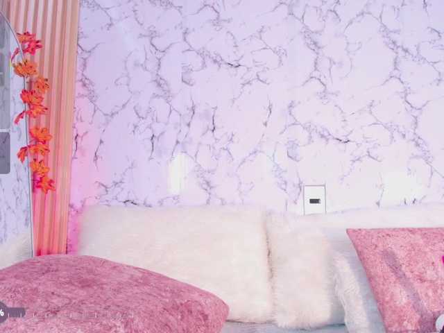 Julirodriguez live cam on BongaCams