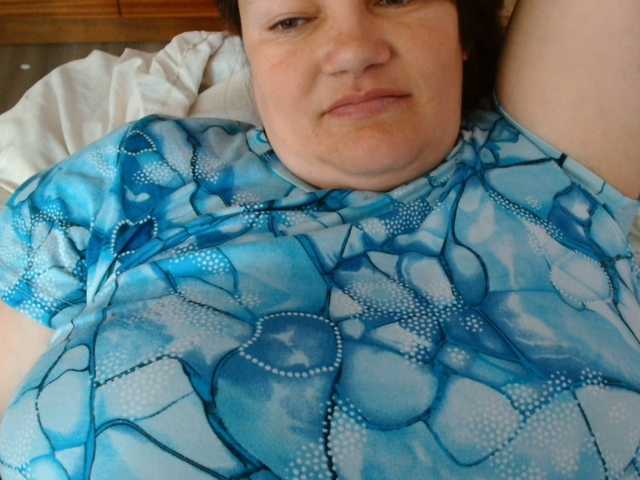 Luci22 live cam on BongaCams