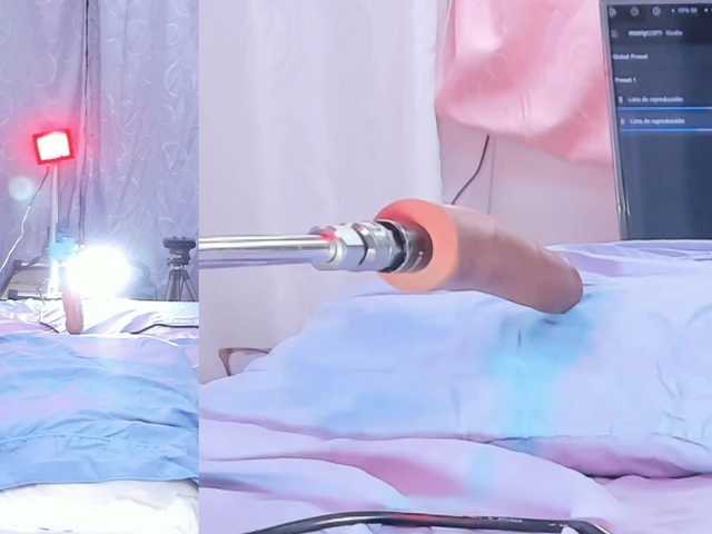SabrinaAdams0 live cam on BongaCams
