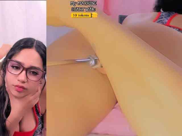 SabrinaAdams0 webcam