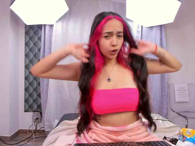 SabrinaAdams0 webcam