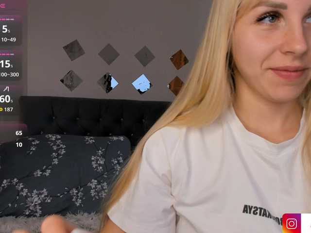Artistkari live cam on BongaCams
