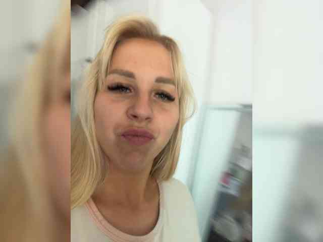 Artistkari webcam
