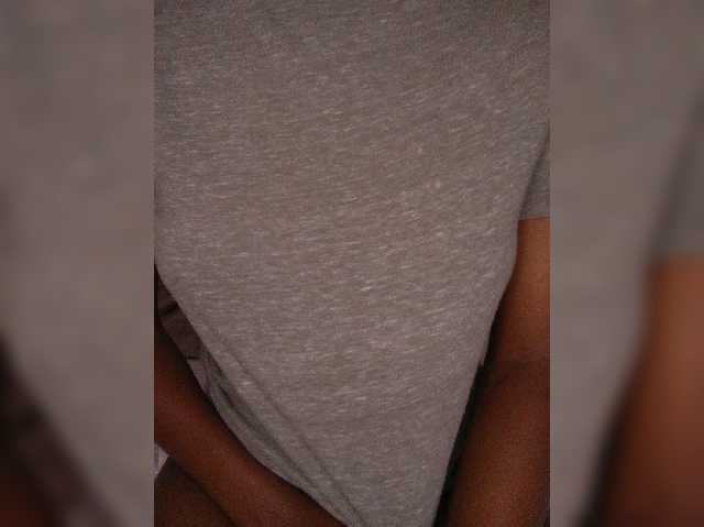 junea live cam on BongaCams