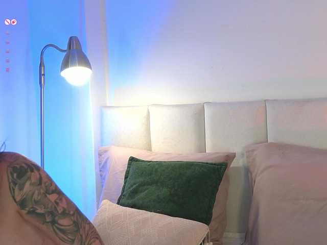 Carol-Ferrer live cam on BongaCams