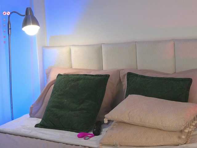 Carol-Ferrer live webcam show