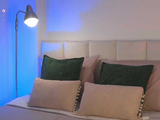 Carol-Ferrer live cam preview